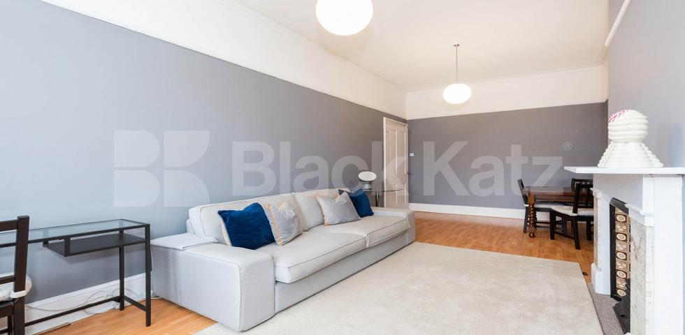 			New Instruction!, 1 Bedroom, 1 bath, 1 reception Flat			 Crouch End Hill, Crouch End